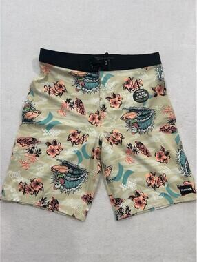 Hurley Boys 18/29 Neptune Doodle Island Surf Board Shorts
